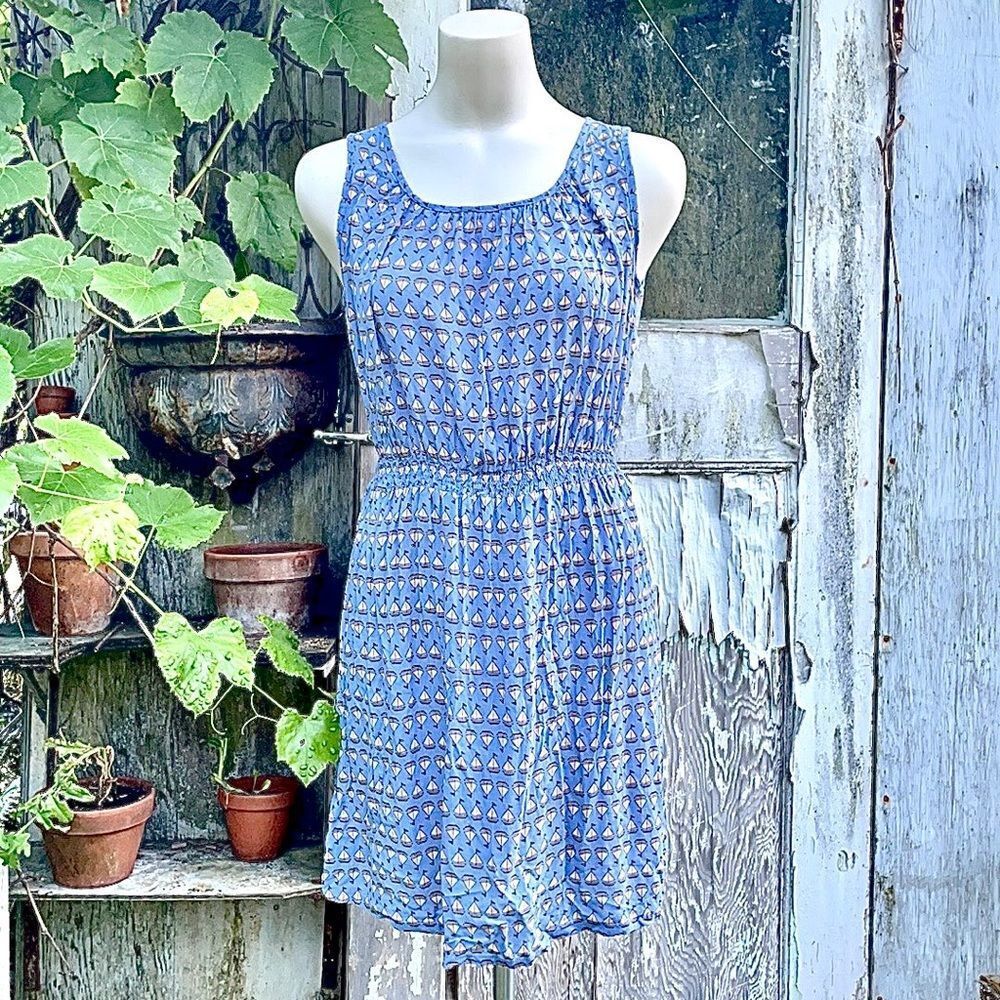 PIKE 1988 • small sailboat tank dress